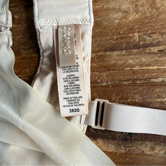 SKIMS No Show Unlined Demi Bra in sand size 36DD - Picture 5 of 6